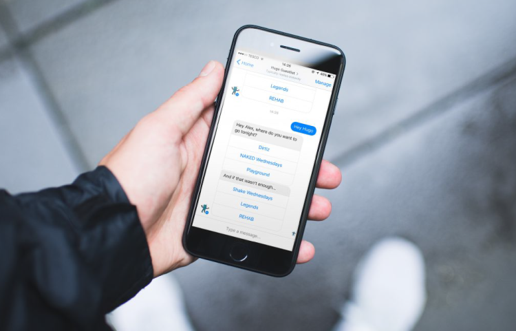 تكتيكات الذكاء الاصطناعي لمواقع التجارة الإلكترونية الكبيرة | Chatbots
